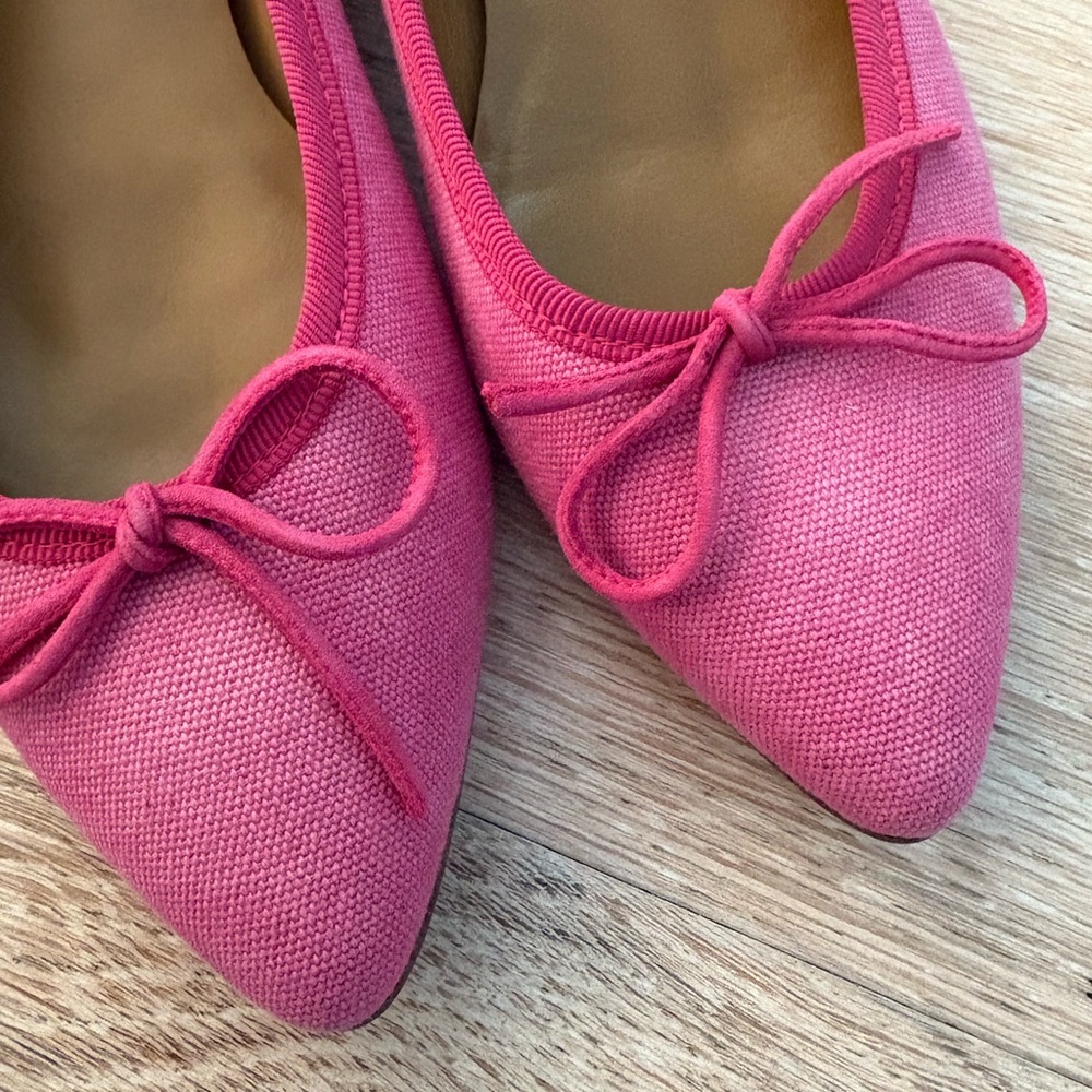 Super Limited Edition Margaux “The Pointe” shoes